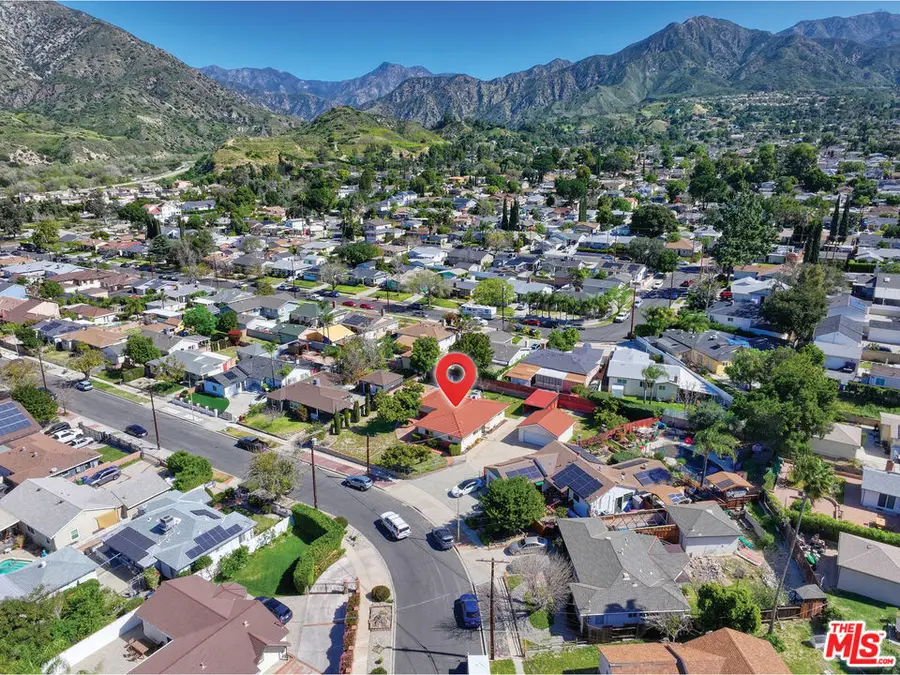 10938 Wescott Avenue, Sunland, CA 91040 - #2