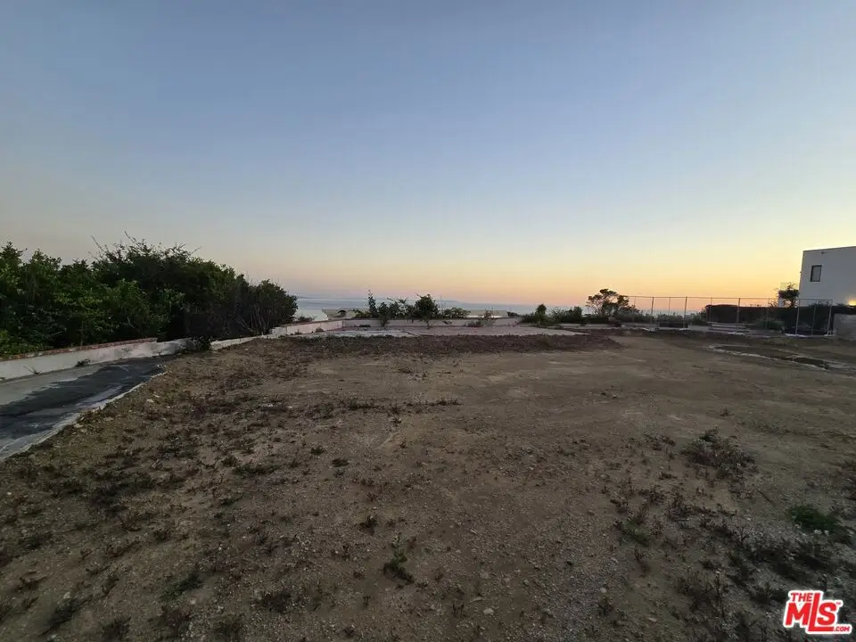 1127 Lachman Lane, Pacific Palisades, CA 90272 - #1