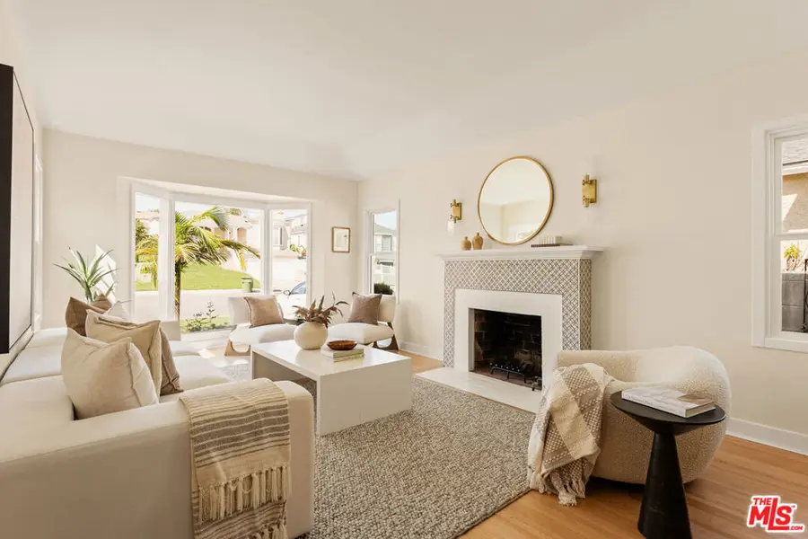 8116 Truxton Avenue, Los Angeles, CA 90045 - #2