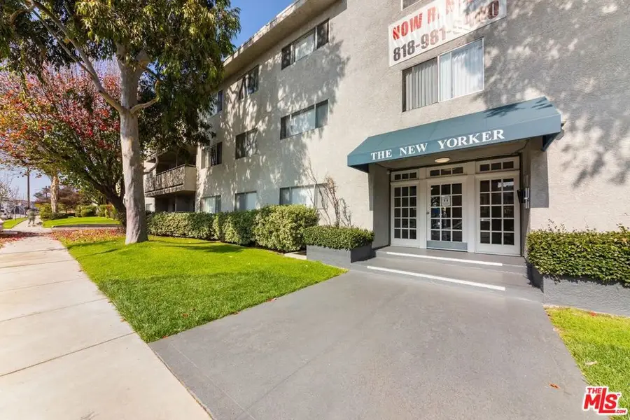 13951 Moorpark Street, Sherman Oaks, CA 91423 - #2