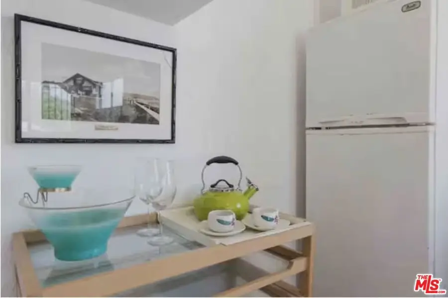 1800 Carmona Avenue, Los Angeles, CA 90019 - #2