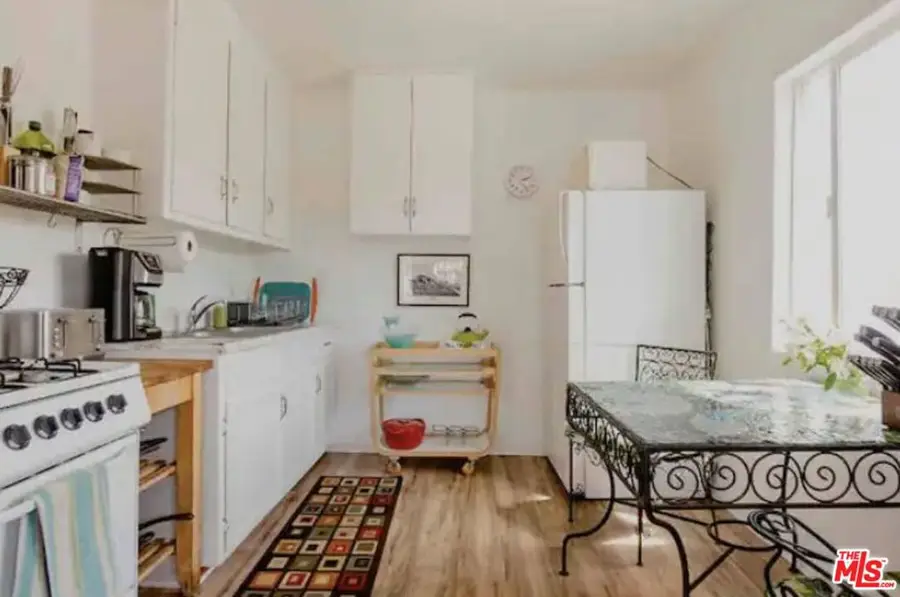 1800 Carmona Avenue, Los Angeles, CA 90019 - #3