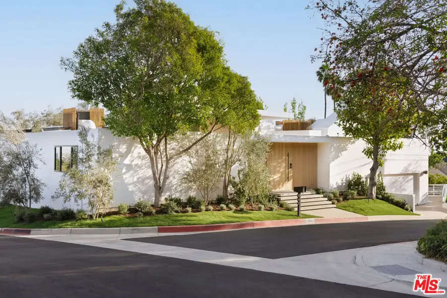 854 Glenmere Way, Los Angeles, CA 90049 - #2