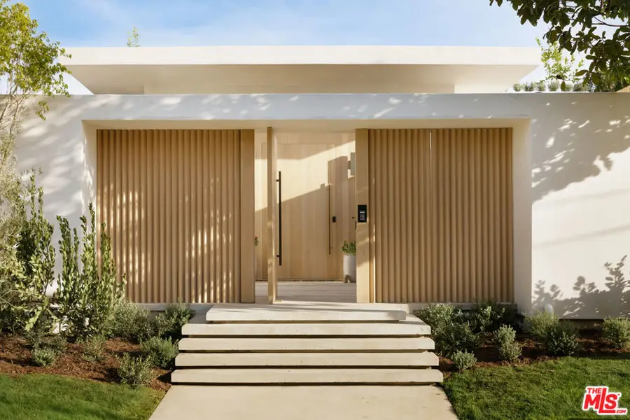 854 Glenmere Way, Los Angeles, CA 90049 - #3