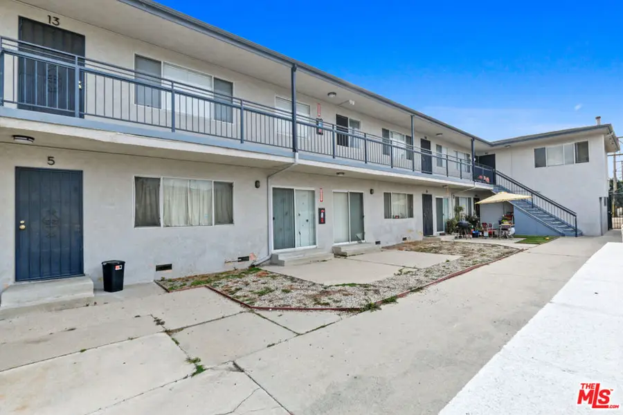 1044 W 110th Street, Los Angeles, CA 90044 - #3