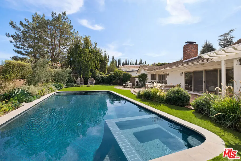 5130 Woodley Avenue, Encino, CA 91436 - #1
