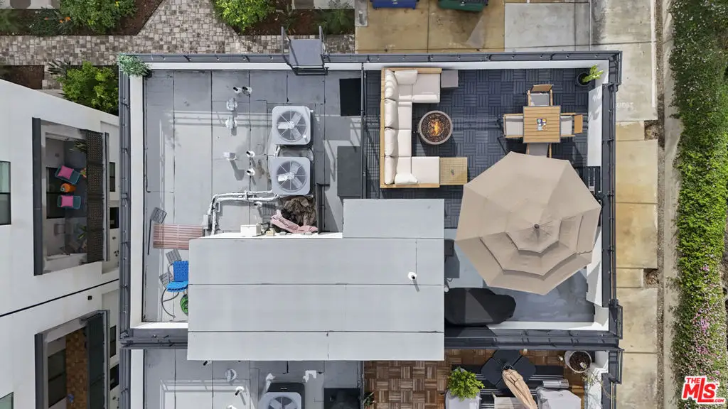 6716 N Royce Lane, Van Nuys, CA 91411 - #1