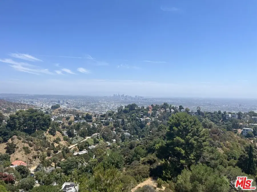 2072 N Lewis Terrace, Los Angeles, CA 90046 - #3