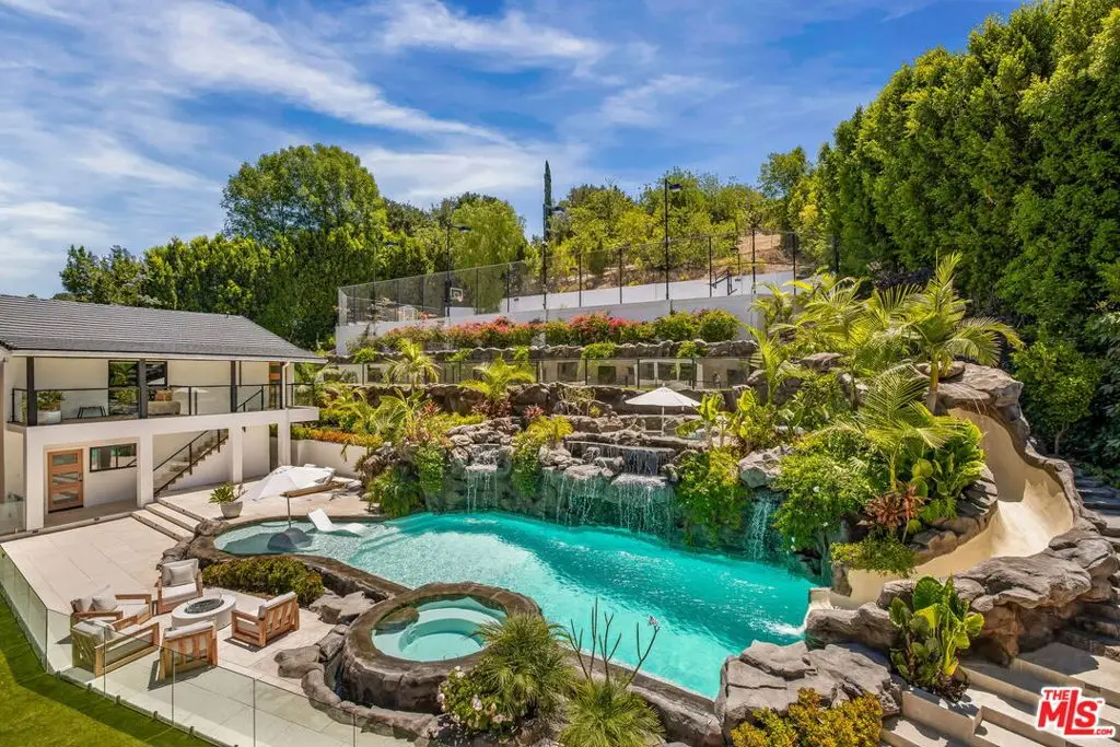 4322 Hayvenhurst Avenue, Encino, CA 91436 - #1