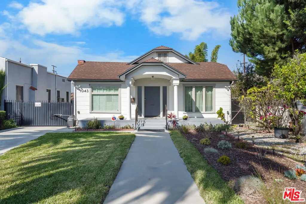 1043 S Victoria Avenue, Los Angeles, CA 90019 - #1