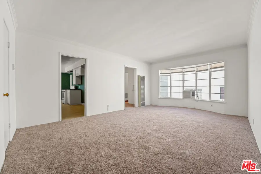 4909 Coldwater Canyon Avenue, Sherman Oaks, CA 91423 - #3