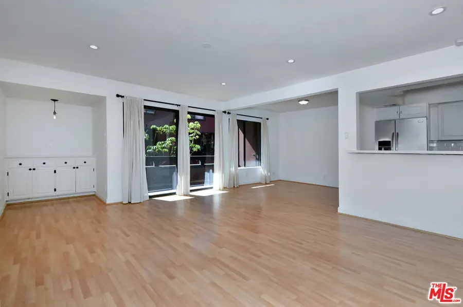 4425 Whitsett Avenue #218, Studio City, CA 91604 - #2