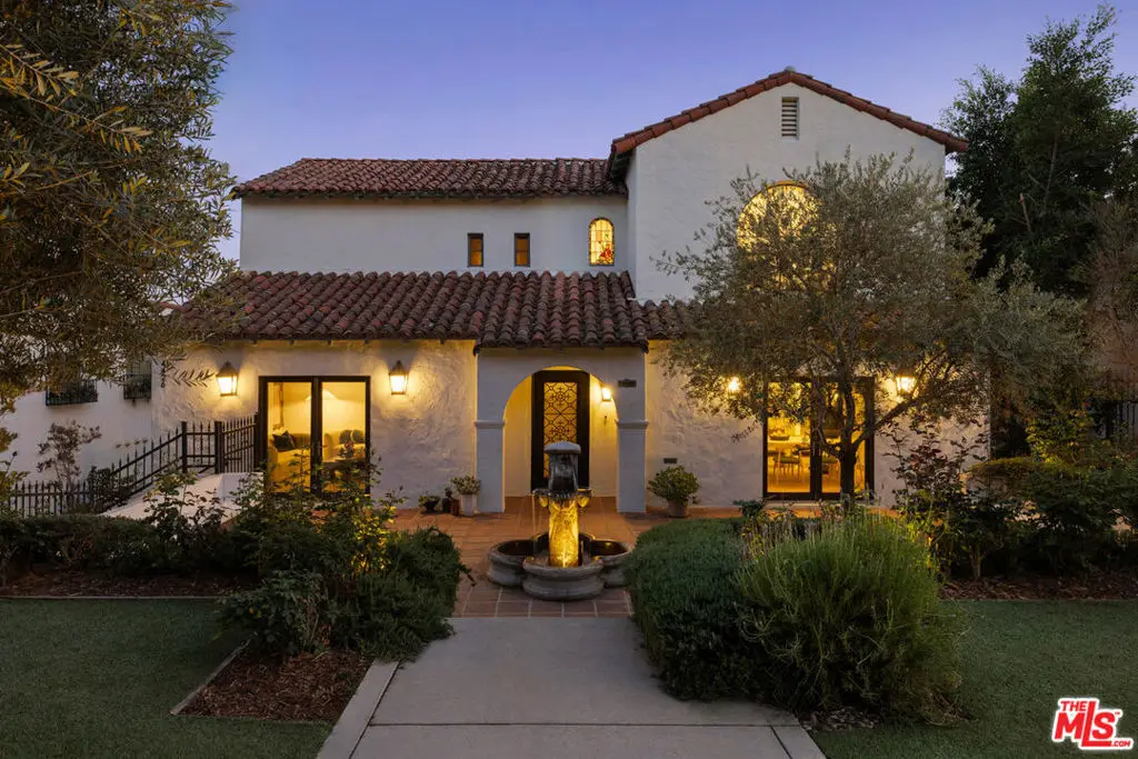 4426 Cromwell Avenue, Los Angeles, CA 90027 - #1