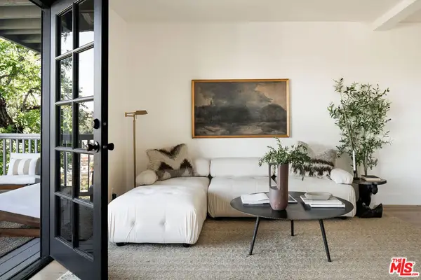 1863 Burnell Drive, Los Angeles, CA 90065