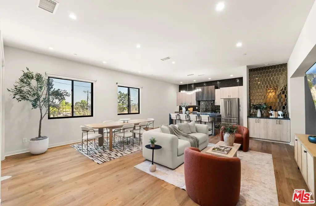 752 W 19th Street #B, Costa Mesa, CA 92627 - #1