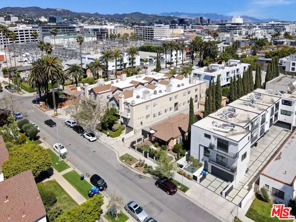 840 844 N Poinsettia Place, Los Angeles, CA 90046 - #1