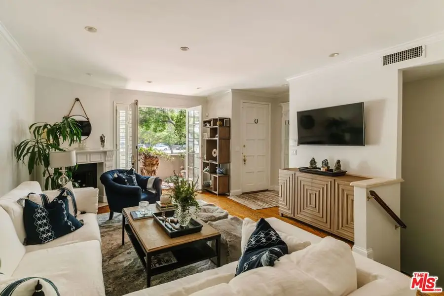 8611 Burton Way #5, Los Angeles, CA 90048 - #2