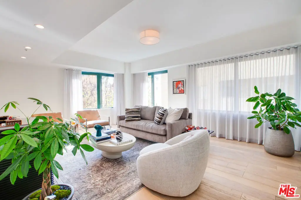 10520 Wilshire Boulevard #306, Los Angeles, CA 90024 - #1