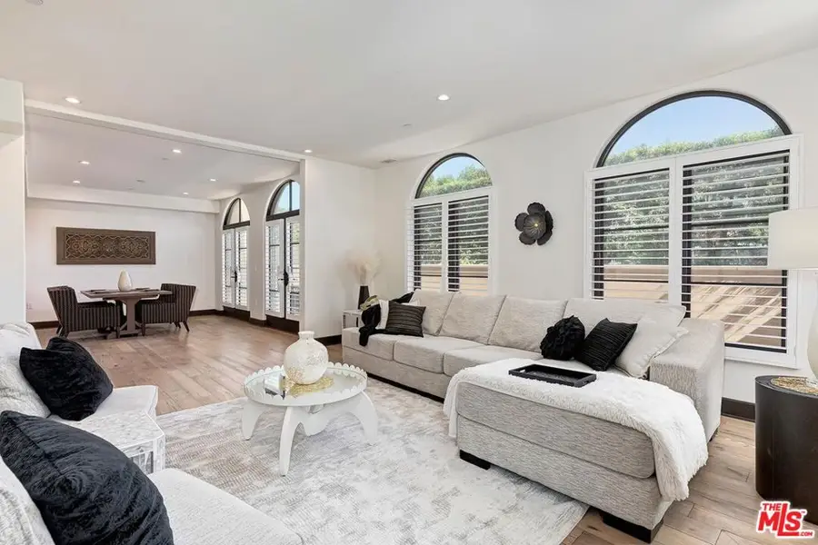 10523 Ashton Avenue #101, Los Angeles, CA 90024 - #3