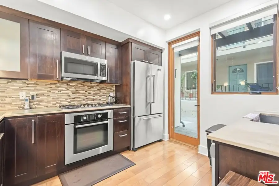 1327 Euclid Street #4, Santa Monica, CA 90404 - #3