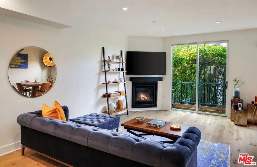 108 S Croft Avenue #103, Los Angeles, CA 90048 - #3