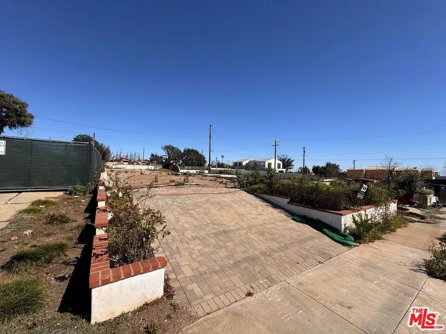 1010 Galloway Street, Pacific Palisades, CA 90272 - #2