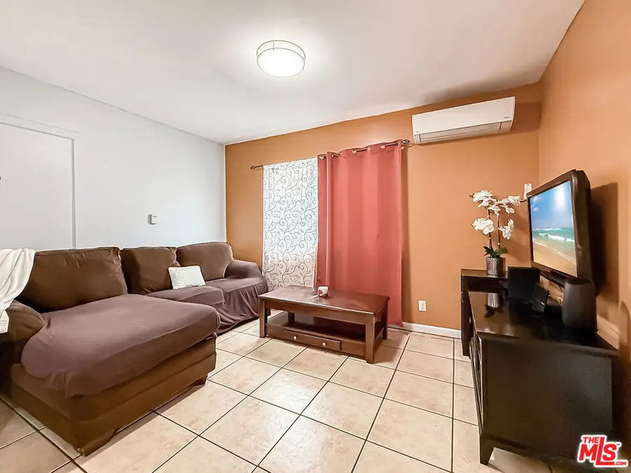 1765 E 113th Street, Los Angeles, CA 90059 - #3