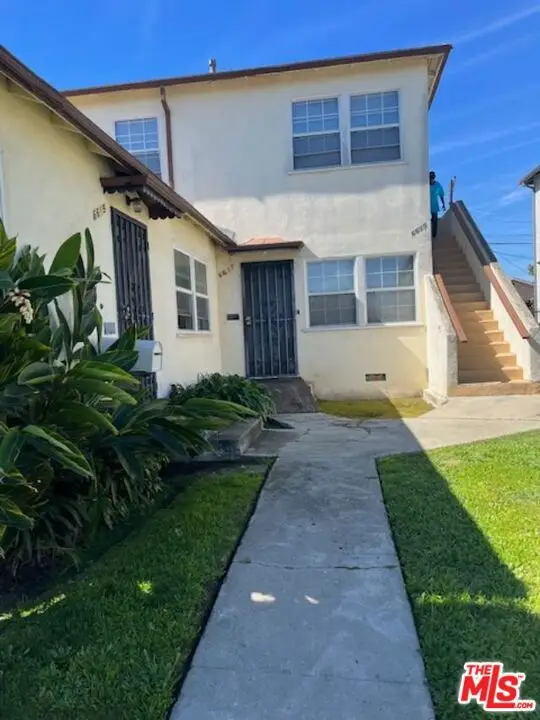 6615 S Van Ness Avenue, Los Angeles, CA 90047 - #2