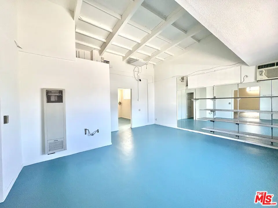 6041 Cleon Avenue, North Hollywood, CA 91606 - #1