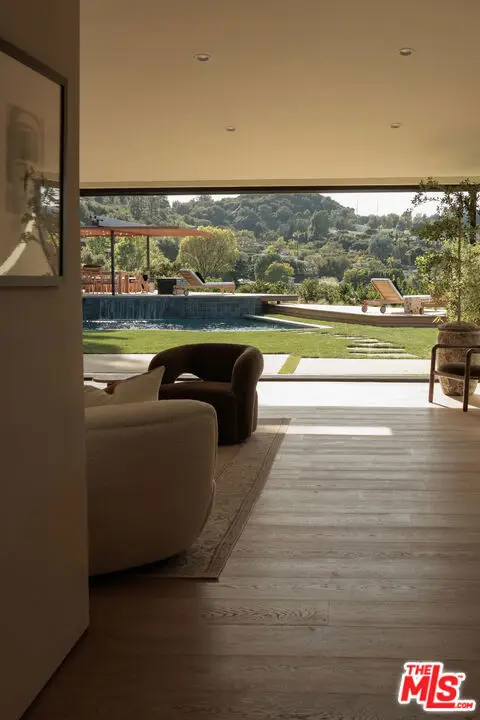 3565 Crownridge Drive, Sherman Oaks, CA 91403 - #3