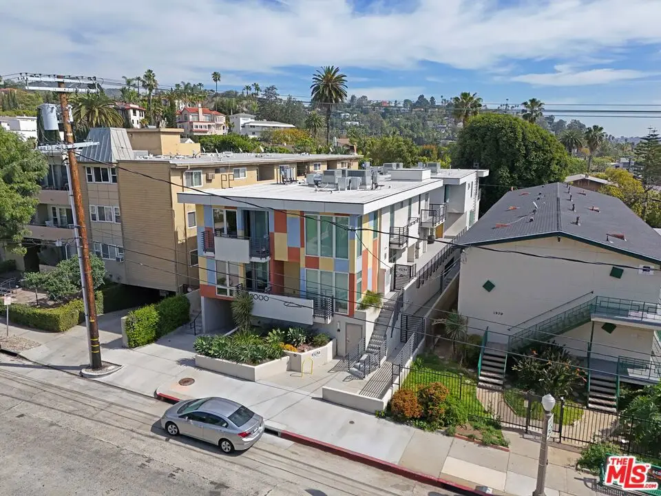 2000 N Beachwood Drive, Los Angeles, CA 90068 - #1