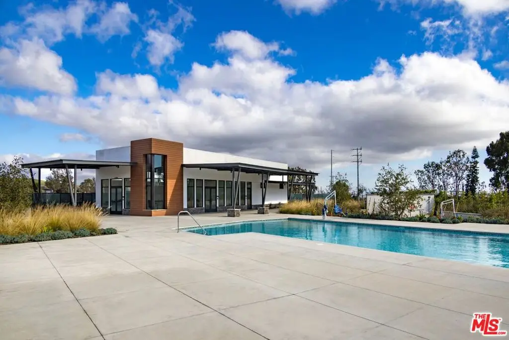 1697 Constellation Drive, San Pedro, CA 90732 - #1