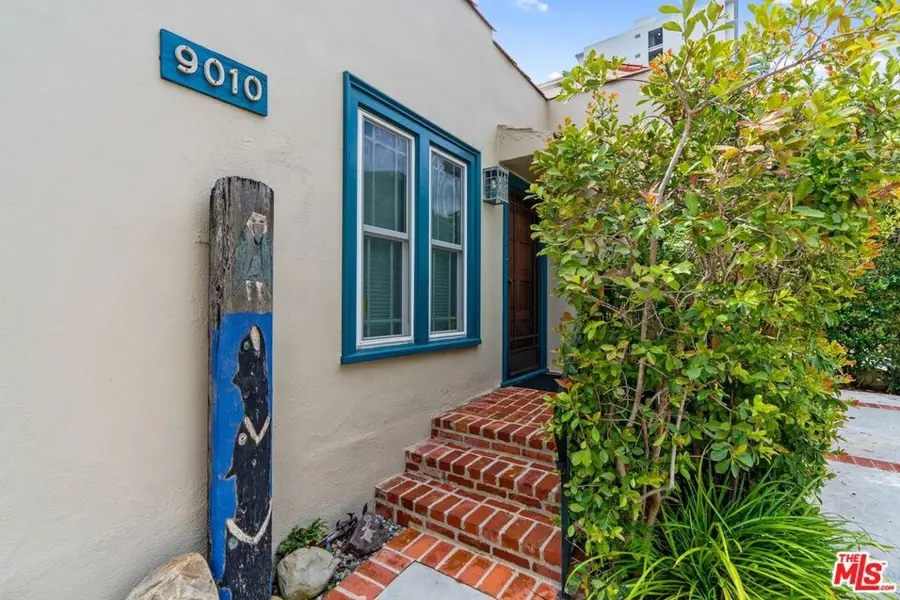 9010 Norma Place, West Hollywood, CA 90069 - #3