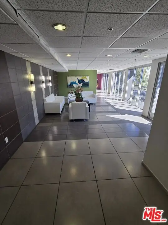 733 S Manhattan Place #604, Los Angeles, CA 90005 - #2