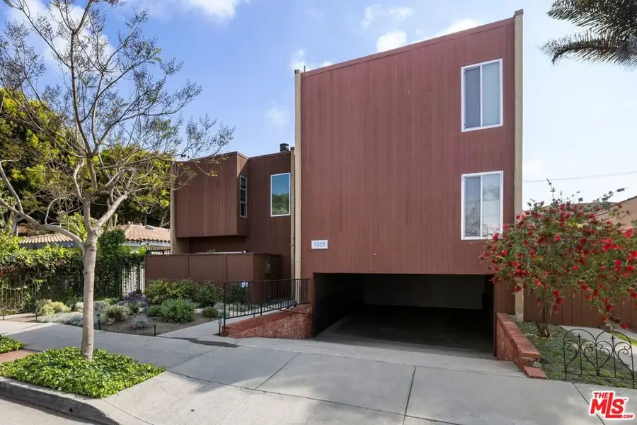 1552 Harvard Street #3, Santa Monica, CA 90404 - #2