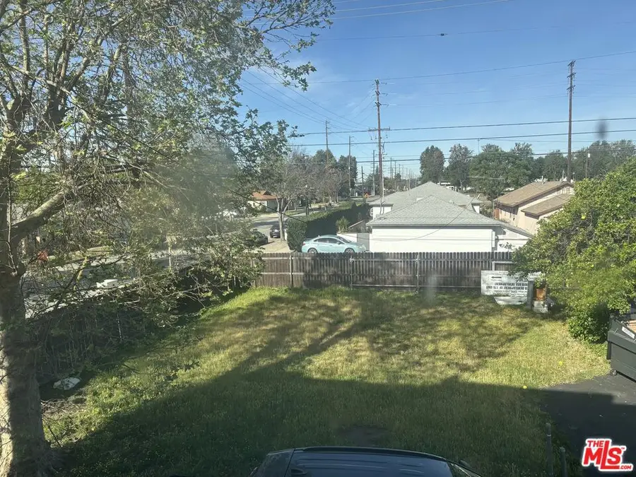 181 E 8th Street, Upland, CA 91786 - #3