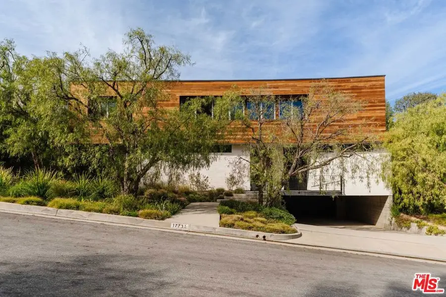 17731 Calle De Palermo, Pacific Palisades, CA 90272 - #2