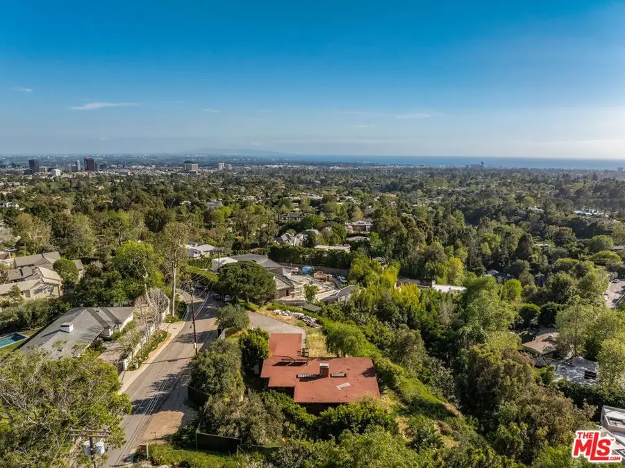 747 N Tigertail Road, Los Angeles, CA 90049 - #3