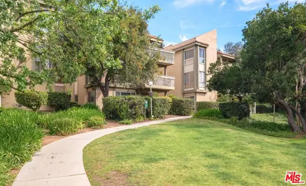 255 Sequoia Court #23, Thousand Oaks, CA 91360