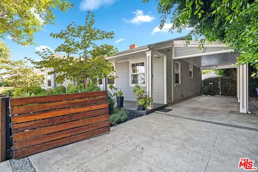 5618 Saint Clair Avenue, Valley Village, CA 91607 - #3