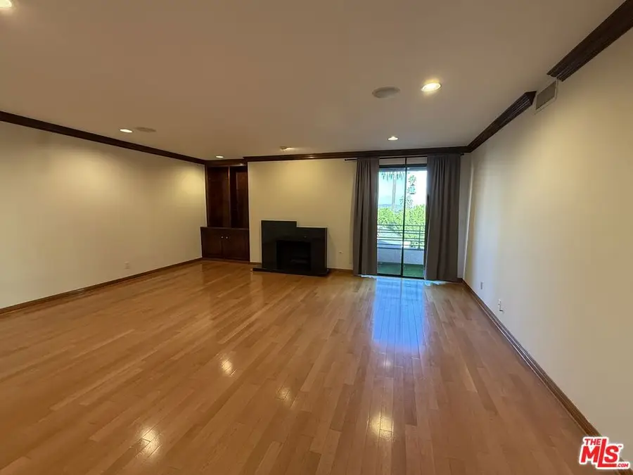 450 N Oakhurst Drive #304, Beverly Hills, CA 90210 - #3