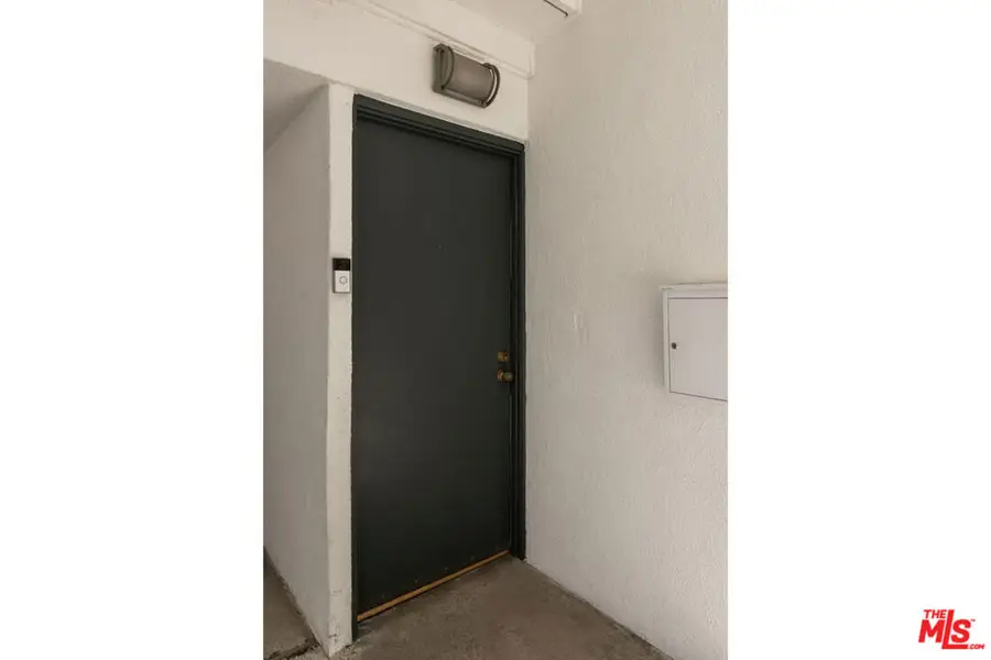 2330 Silver Ridge Avenue, Los Angeles, CA 90039 - #2