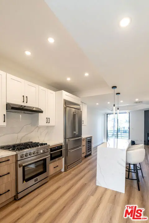 2500 Abbot Kinney Boulevard #11, Venice, CA 90291