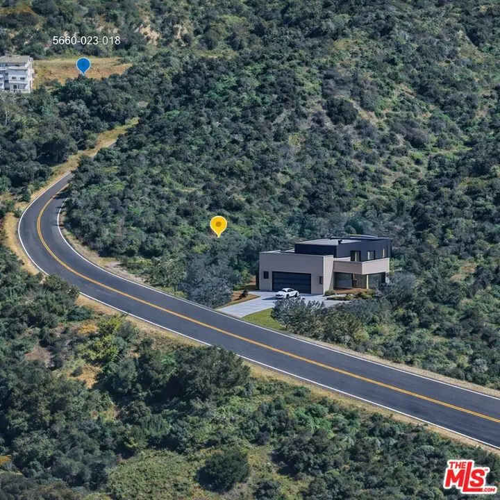 56606 Greenwich Rd, Glendale, CA 91206 - #3