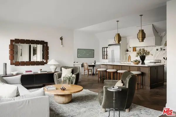 900 S Longwood Avenue, Los Angeles, CA 90019