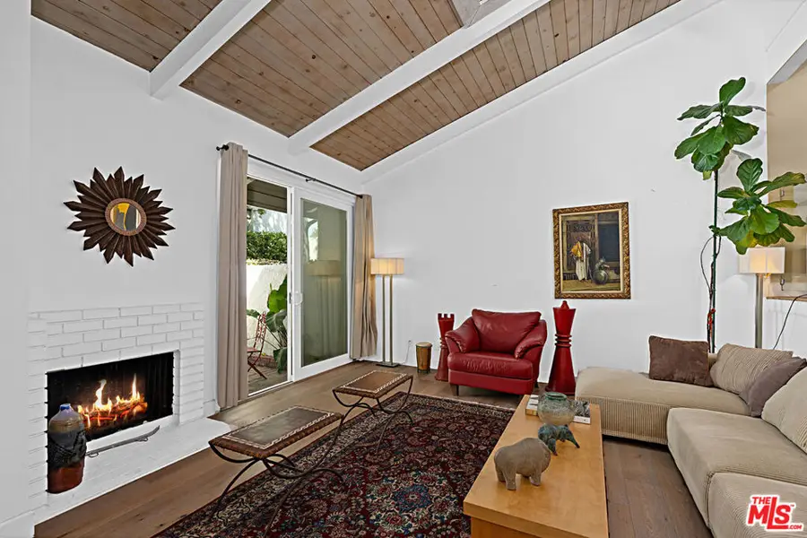 11824 Moorpark Street #F, Studio City, CA 91604 - #3