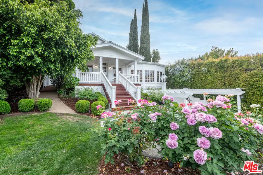 4149 Mammoth Avenue, Sherman Oaks, CA 91423 - #2