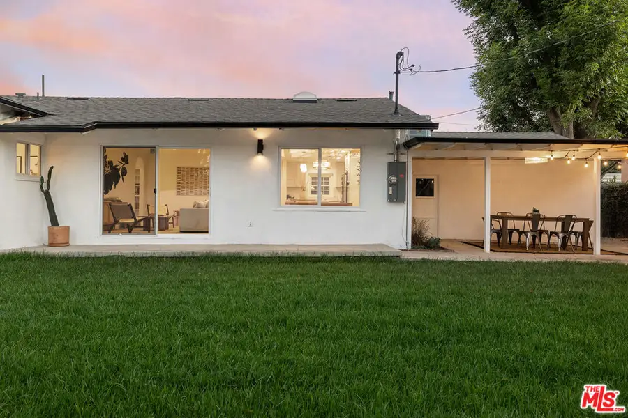 23649 Emelita Street, Woodland Hills, CA 91367 - #3