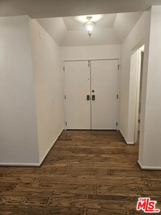 11910 Weddington Street #306, Valley Village, CA 91607 - #3