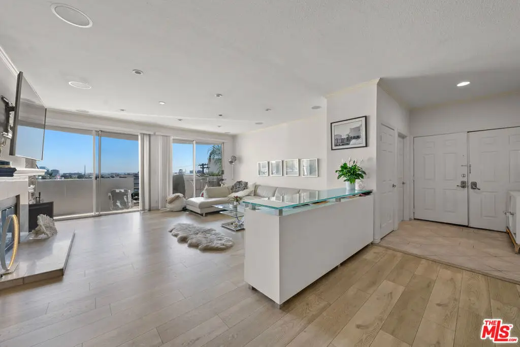 11535 Rochester Avenue #301, Los Angeles, CA 90025 - #1